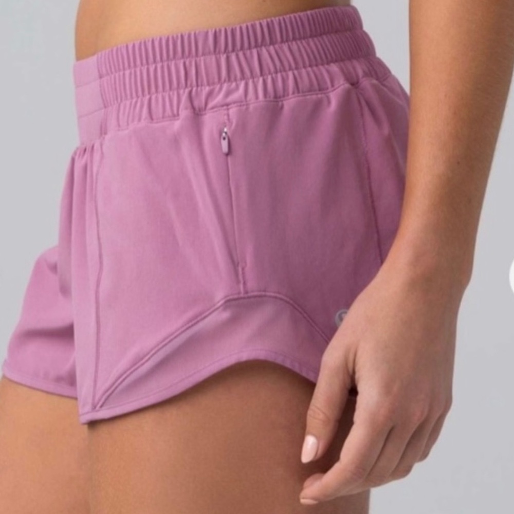 Lululemon Lavender Hotty Hot Shorts 2L
